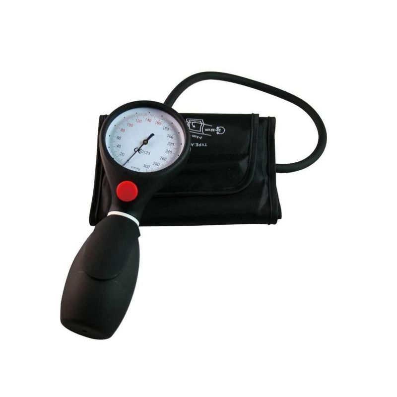 Sphygmomanometer with button